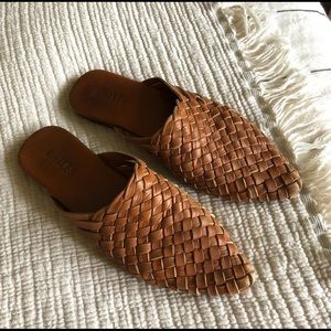 Mihaleo Leather Woven Slides